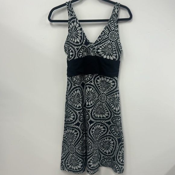 Patagonia Margot black and white print Sleeveless Dress S - Picture 2 of 8
